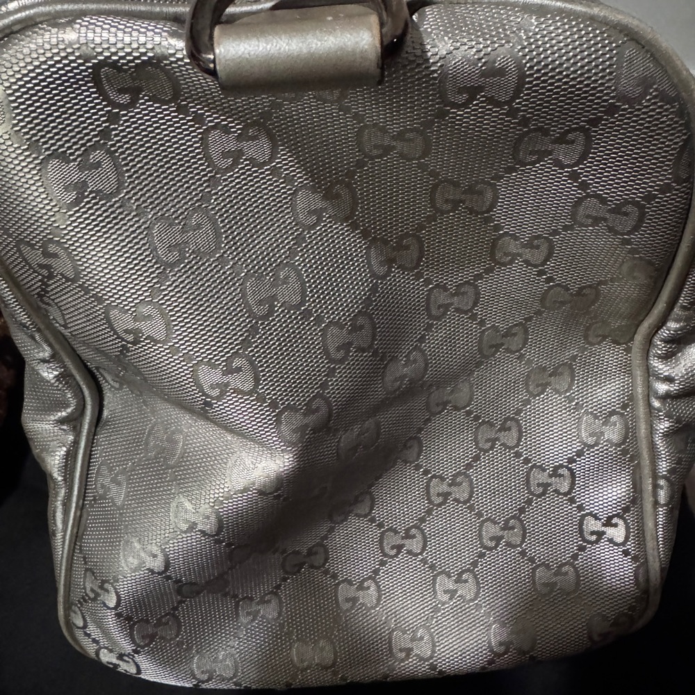 Gucci Metallic Silver Monogram Travel Bag - Picture 4 of 7